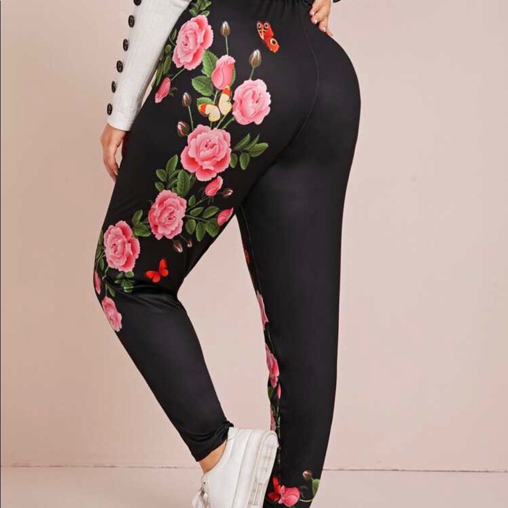 Beautiful floral leggings